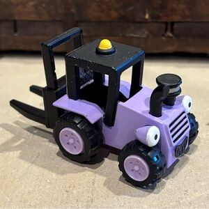 Bob the Builder Trix the Forklift diecast toy.